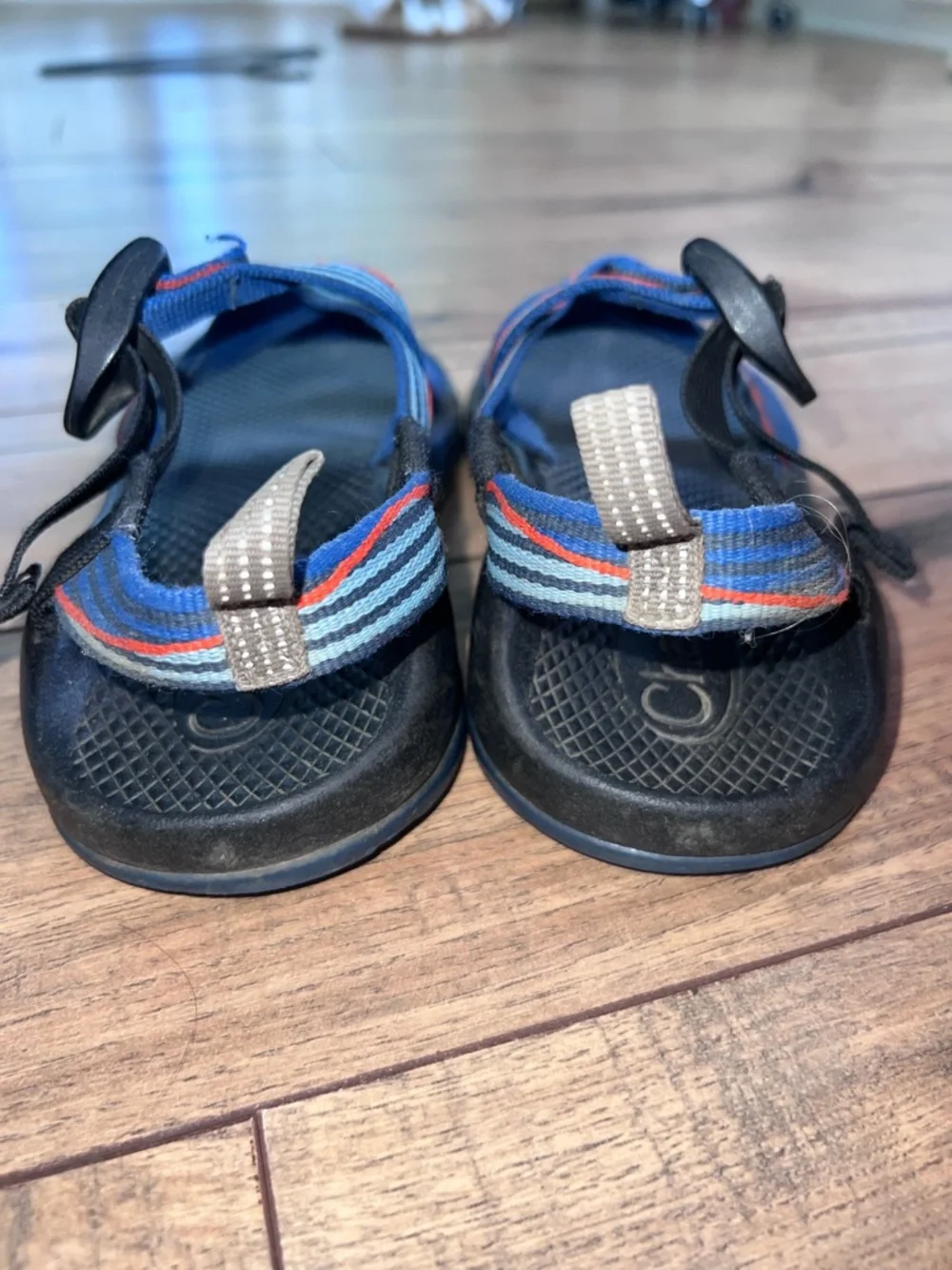 Chaco Kids Z1 EcoTread Sport Sandals Blue Striped Size 4 Big Kid Hiking Shoes